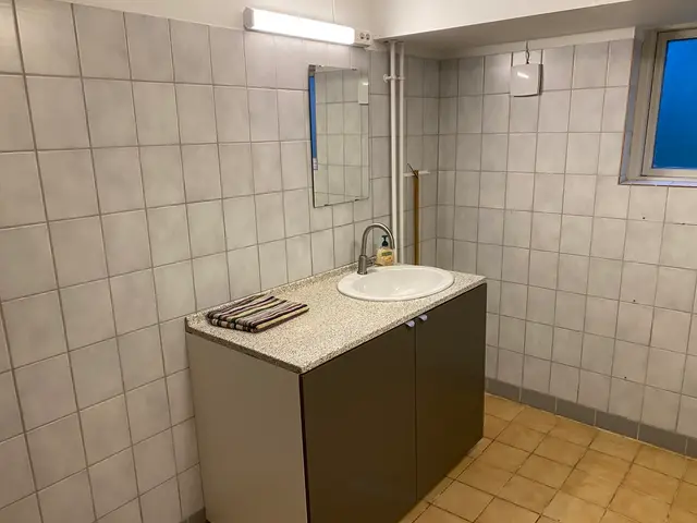 Badeværelse med håndvask